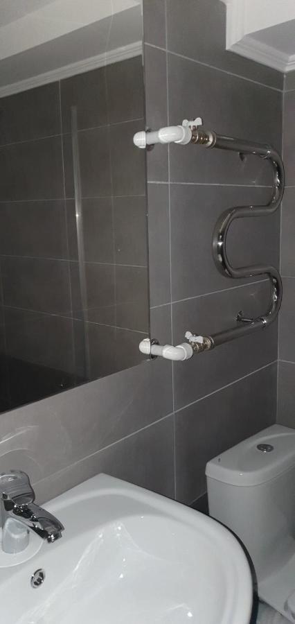 Evropa Hotel Гагра Екстериор снимка