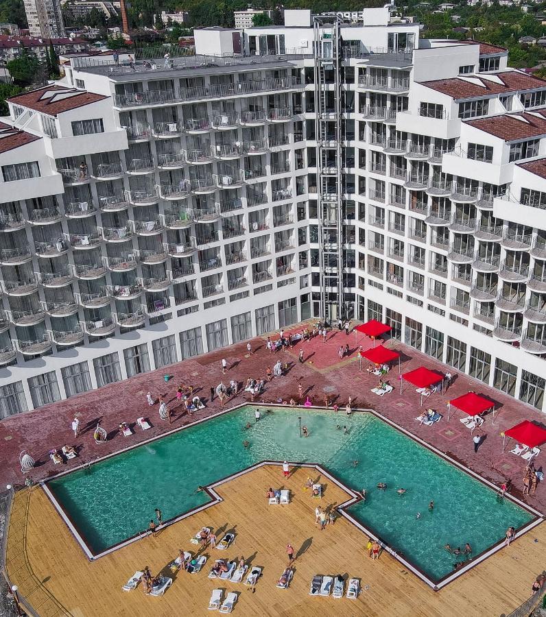 Evropa Hotel Гагра Екстериор снимка